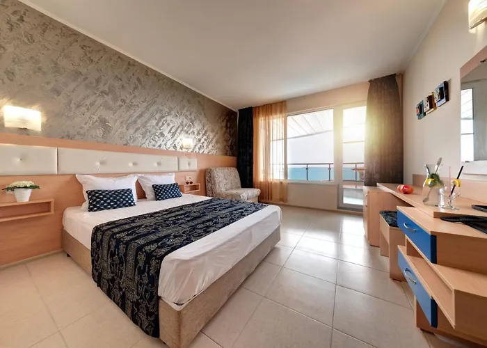 فندق Blue Bay 3*