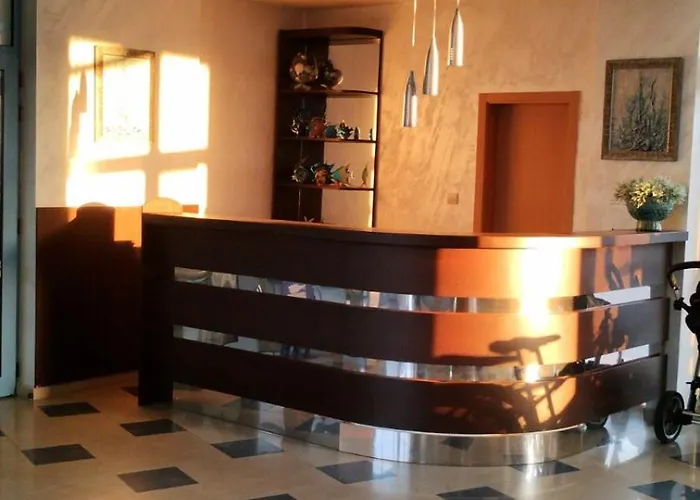 Blue Bay فندق 3*