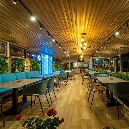 Hotell Blue Bay 3*
