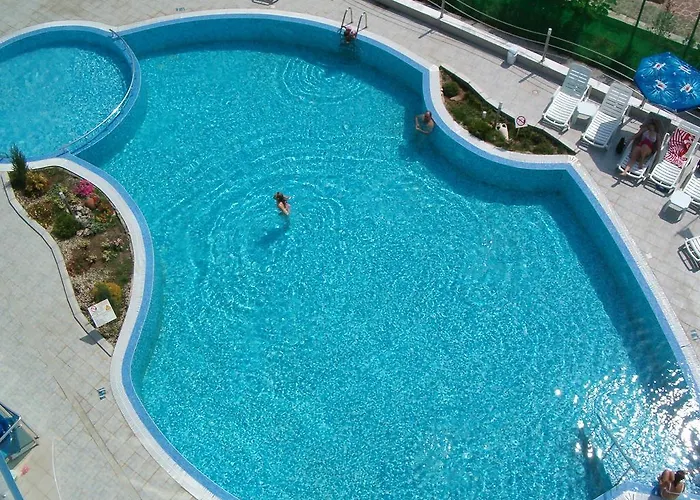 Blue Bay Szálloda Napospart