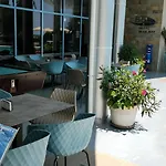 Blue Bay Otel