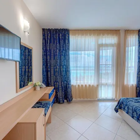 Hotel Blue Bay 3*